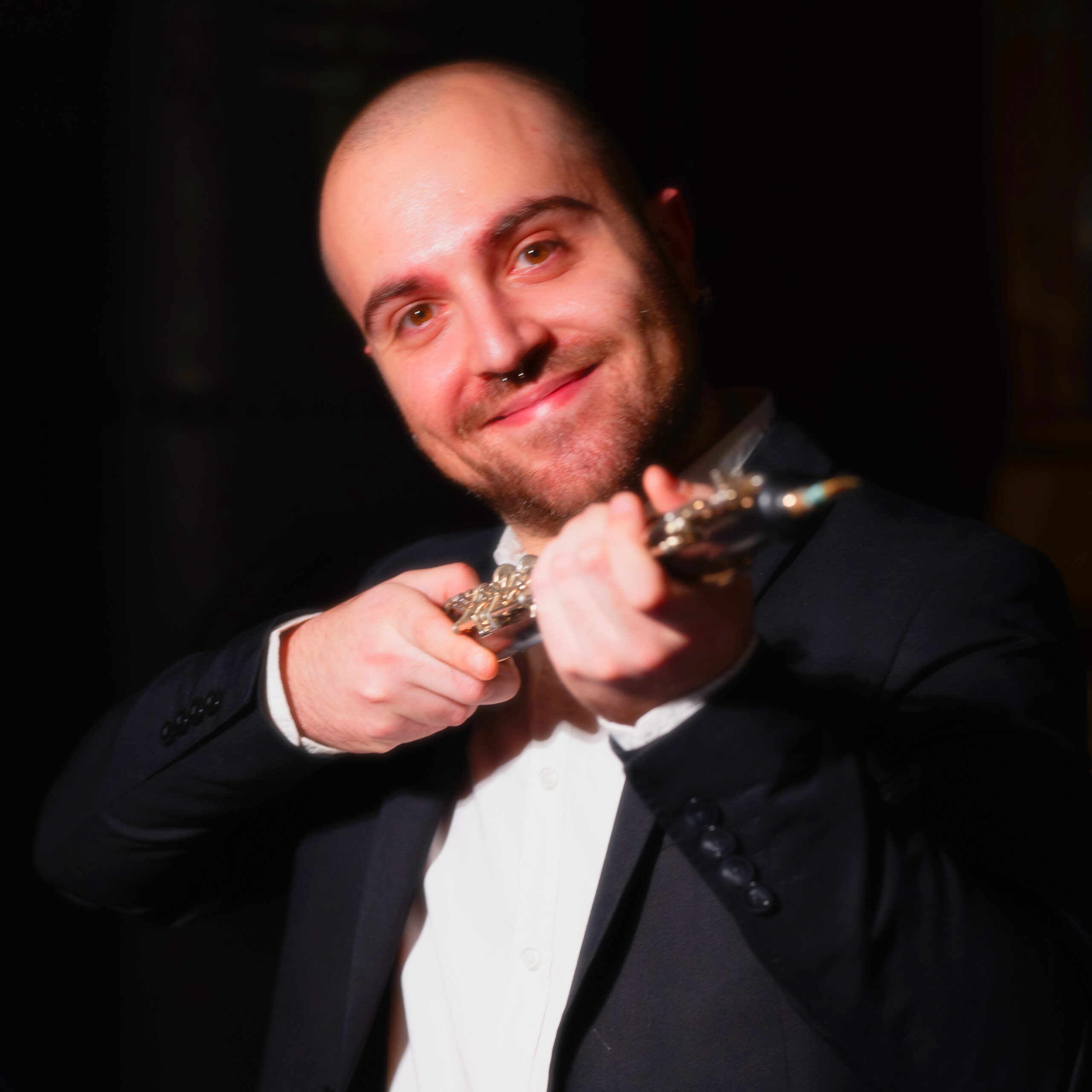 Raúl Casares con su oboe